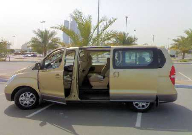 A picture of this transfer company's vehicle