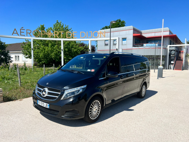 A picture of this transfer company's vehicle