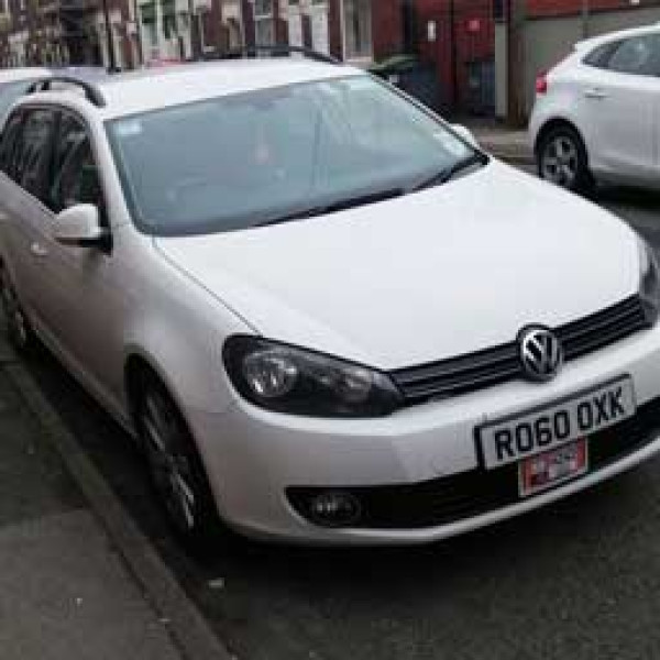 A picture of this transfer company's vehicle