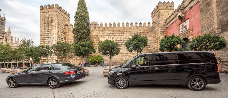A picture of this transfer company's vehicle