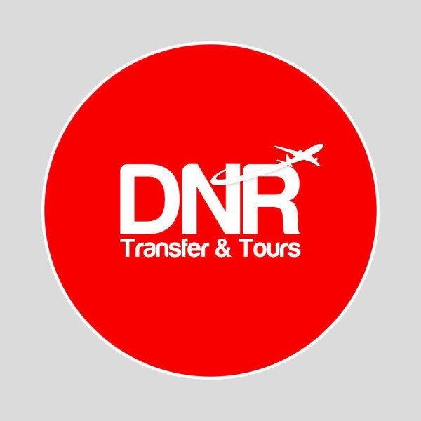 A picture of this transfer company's vehicle