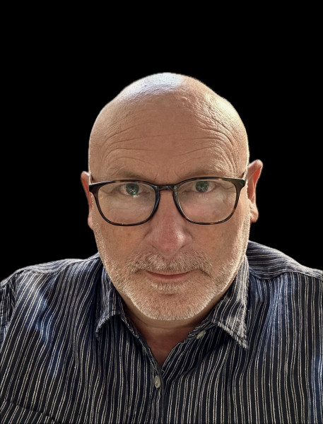 A picture of this transfer company's vehicle