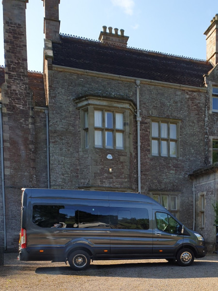 A picture of this transfer company's vehicle