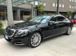 A picture of this transfer company's vehicle